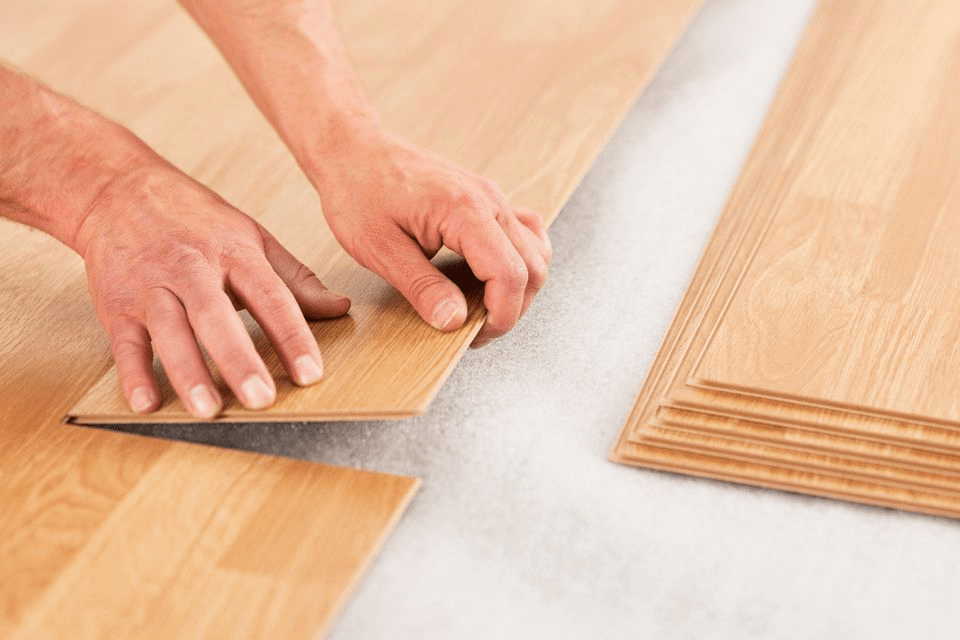 Không nhất thiết phải cài đặt lớp lót cho sàn gỗ kỹ thuật